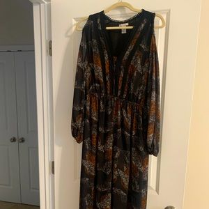 Open shoulder maxi dress
